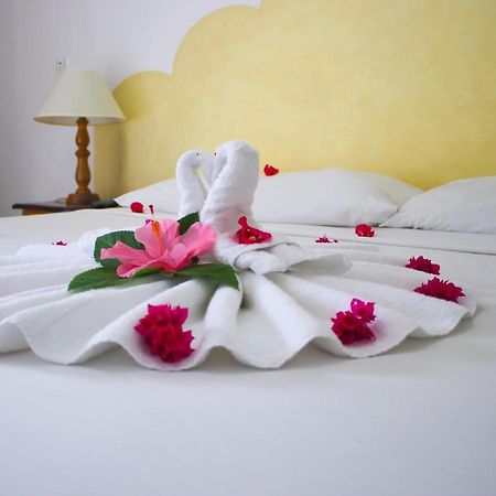 Van Villa Guesthouse Negril Exteriér fotografie