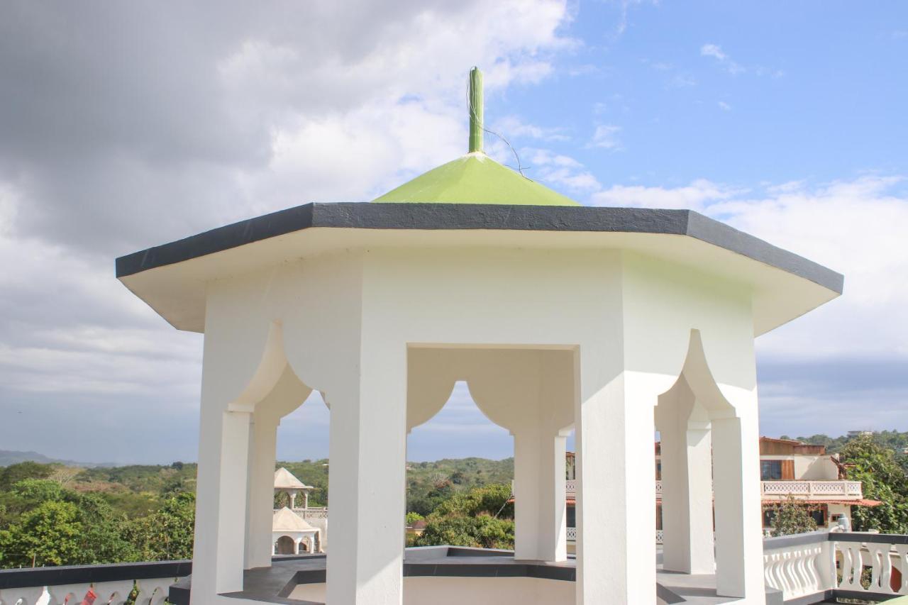 Van Villa Guesthouse Negril Exteriér fotografie